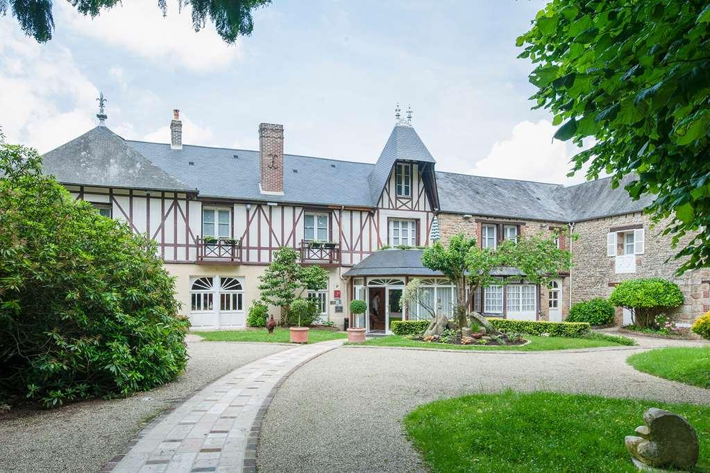 Hotel Le Manoir Du Lys, The Originals Relais Bagnoles de l'Orne Normandie Zewnętrze zdjęcie