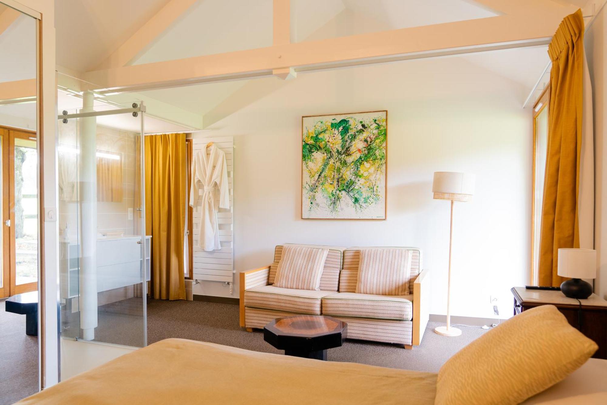 Hotel Le Manoir Du Lys, The Originals Relais Bagnoles de l'Orne Normandie Zewnętrze zdjęcie