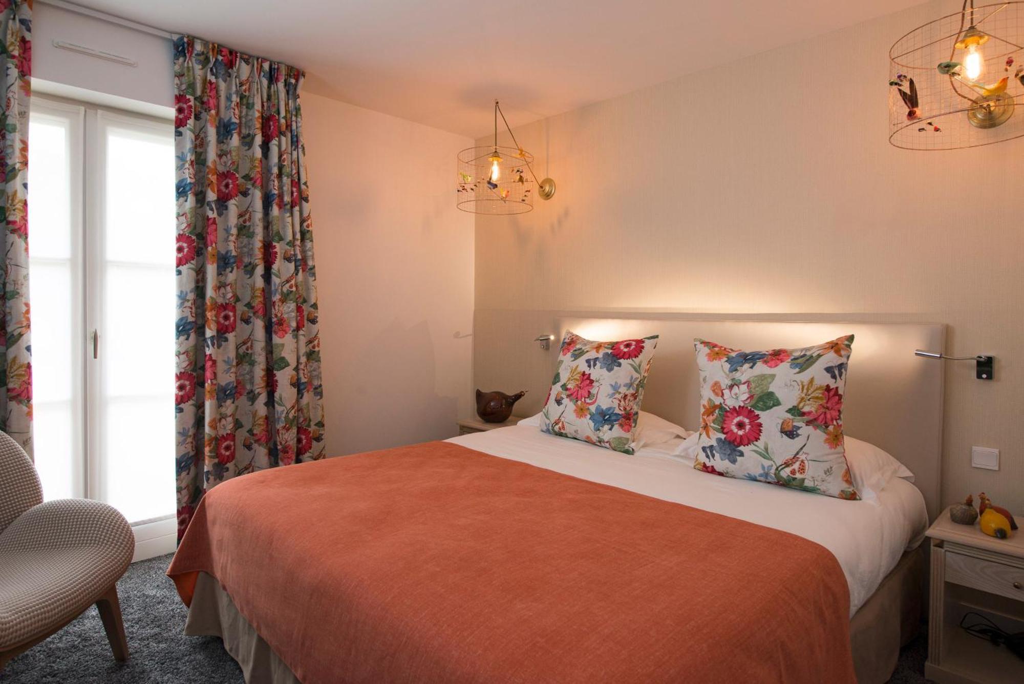 Hotel Le Manoir Du Lys, The Originals Relais Bagnoles de l'Orne Normandie Zewnętrze zdjęcie